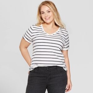 Ava & Viv Stripped V-Neck Shirts